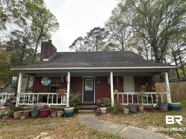 114 Greenwood Dr, Daphne, AL 36526