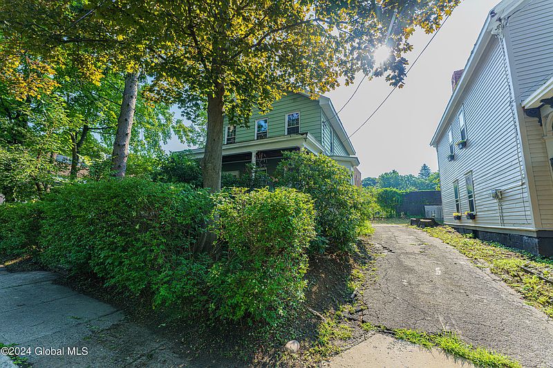 2nd image of 22 Walker Avenue