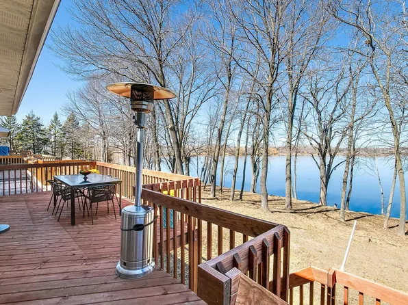1865 County Road F E, White Bear Lake, MN 55110