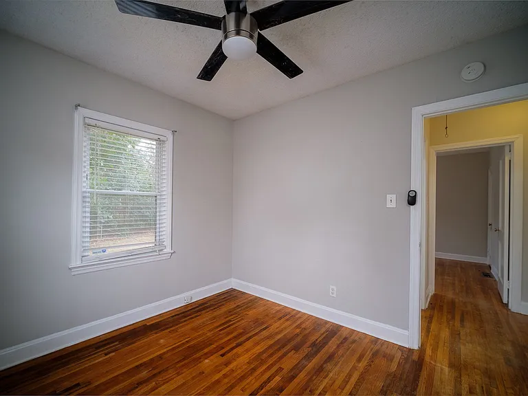 3030 Marlowe Ave — Photo 18