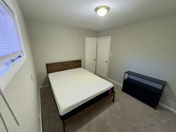 (undisclosed Address), Fayetteville, NC 28303