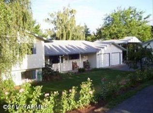 140 Barnes Rd, Yakima, WA 98908