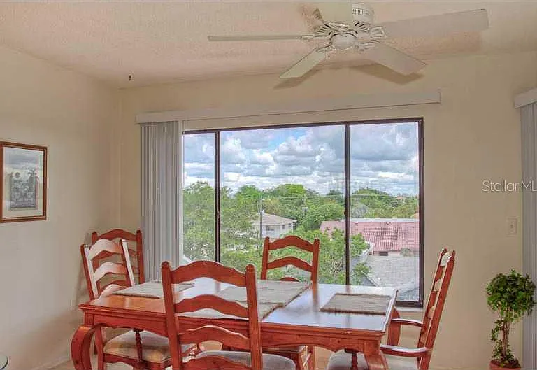 131 Garfield Dr #4C — Photo 6