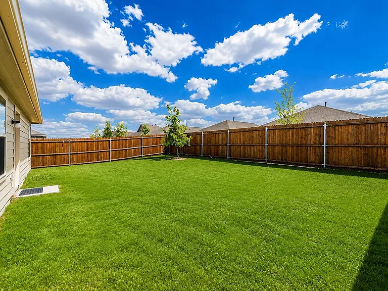 1714 Deerchase Dr — Photo 6