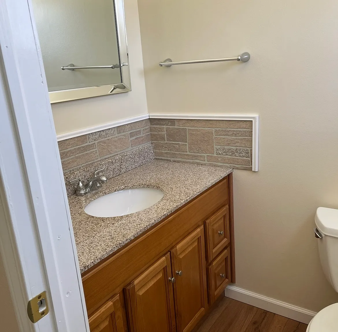 3 bed, 1.5 bath, 1100 sqft, $1,850 — Photo 3