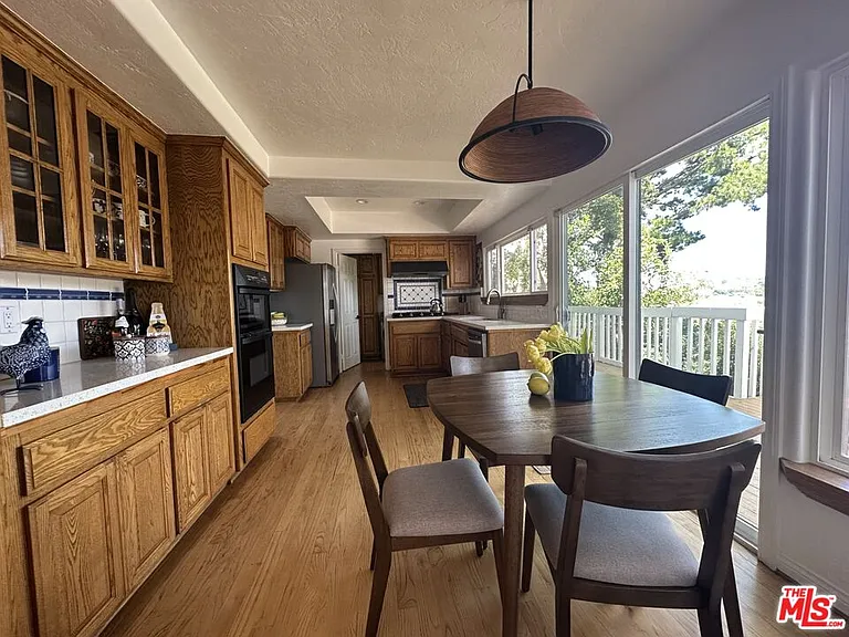 2846 Angelo Dr — Photo 5