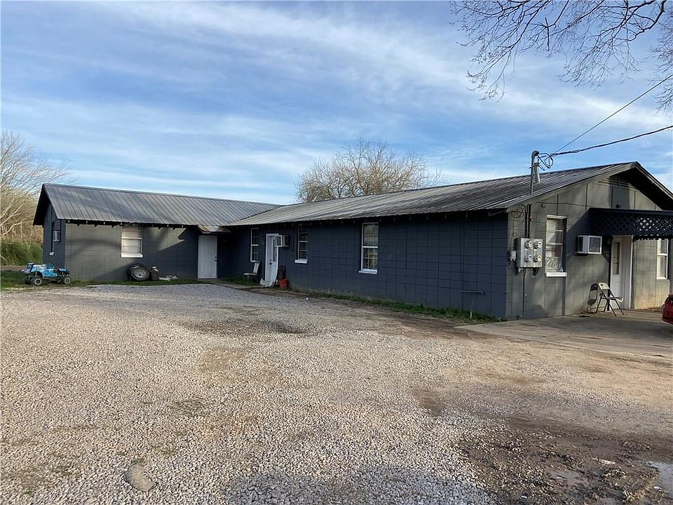 1st image of 437 Ducote Ln