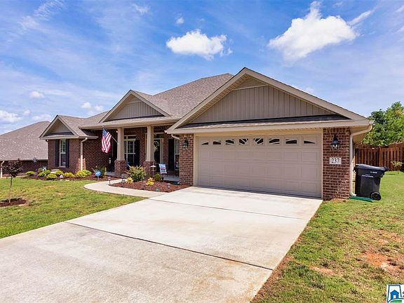 2nd image of 237 Waterford Cove Trl