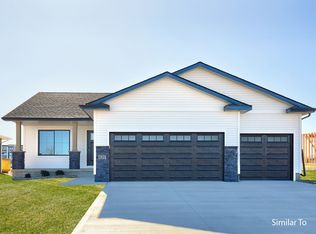 4406 NE 7th St, Ankeny, IA 50021