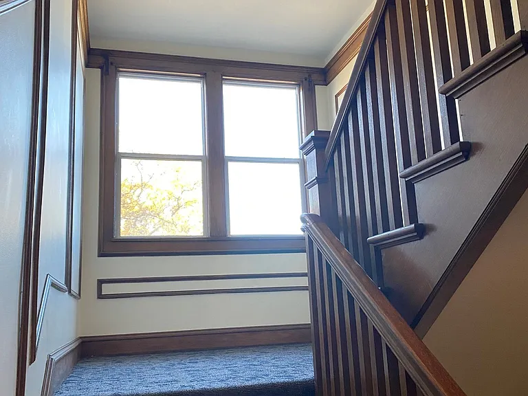 2434 Dupont Ave S — Photo 1