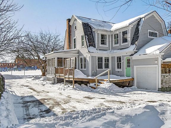 3rd image of 25 Seabury Street