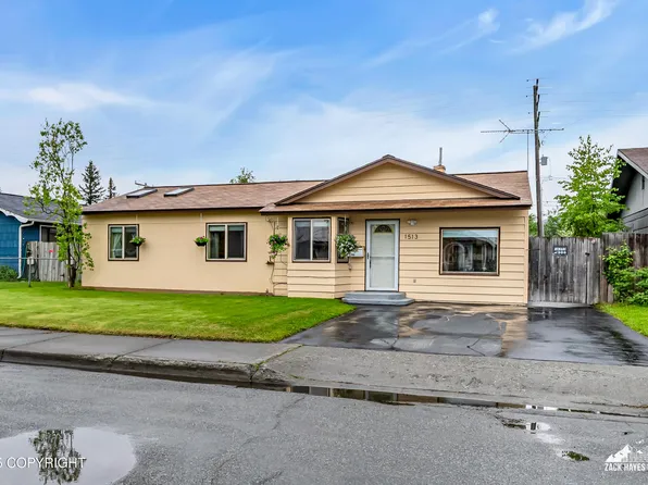 1513 Primrose St, Anchorage, AK 99508