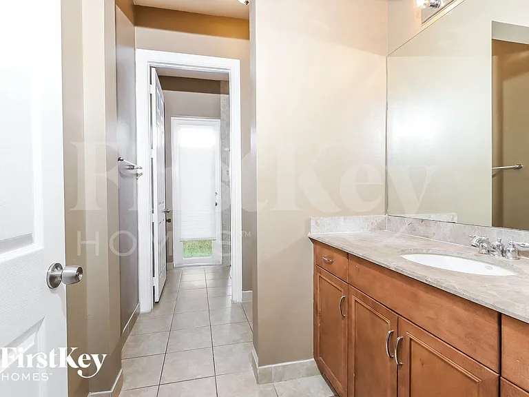 8636 Cobblestone Point Cir — Photo 13