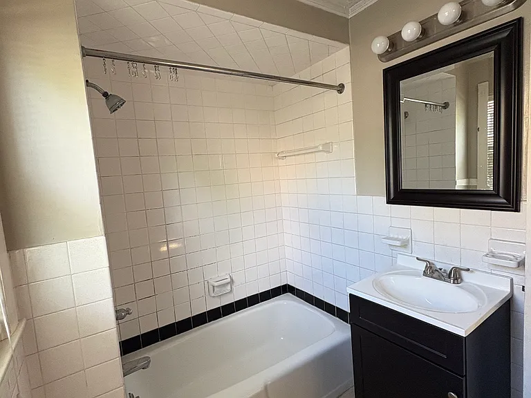 4 1/2 Belmont St #B — Photo 6