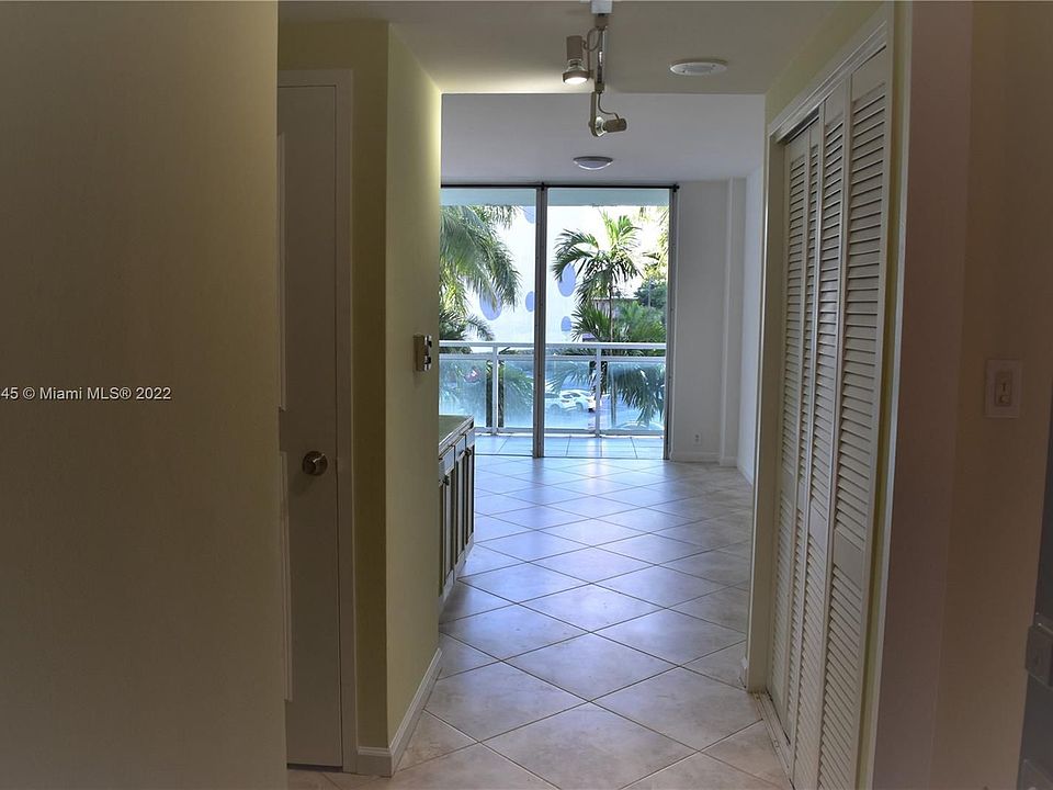 1st image of 3301 NE 5th Ave APT 319