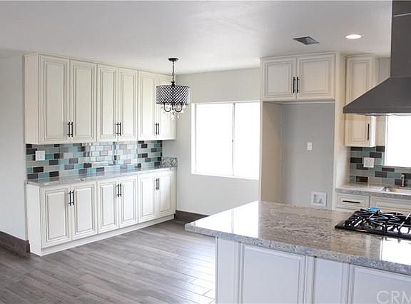 4th image of 4696 Mesa Blvd Unit D