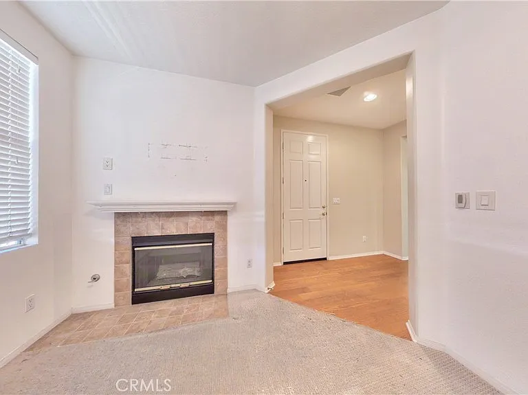 15 Elmhurst St — Photo 32
