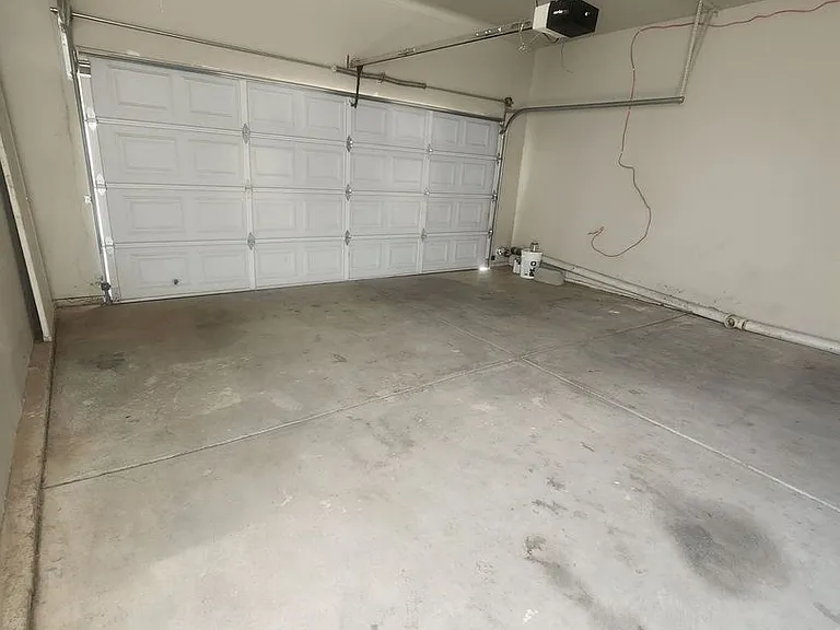 6447 Athol Ave — Photo 11
