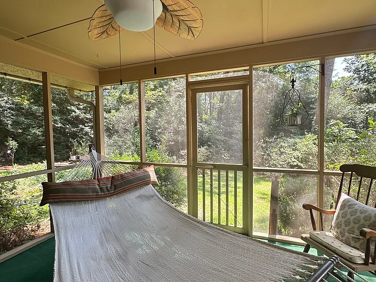 804 Valley View St — Photo 51