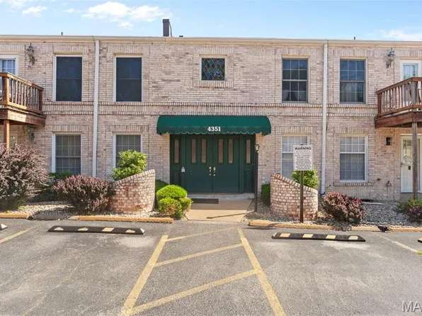 4351 Chateau De Ville Dr APT A, Saint Louis, MO 63129