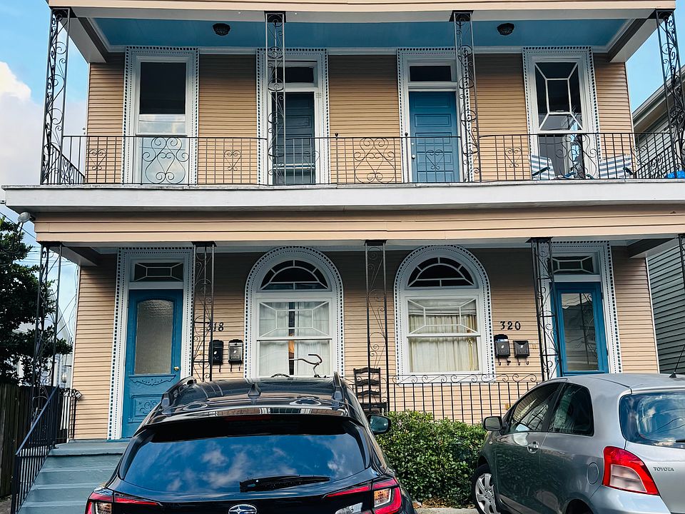 front showing off-street parking