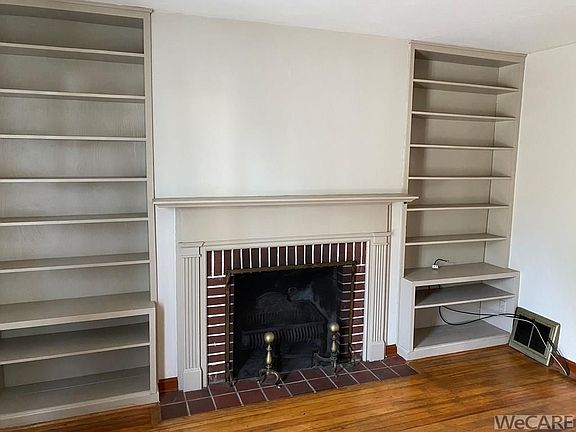 4th image of 210 S Glenwood Ave