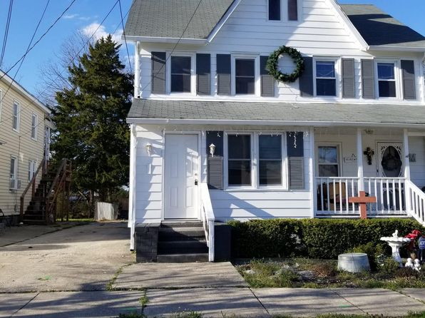 704 W Summer Rd