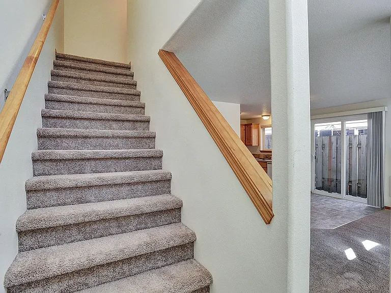 2215 Sam Parrett Dr — Photo 39