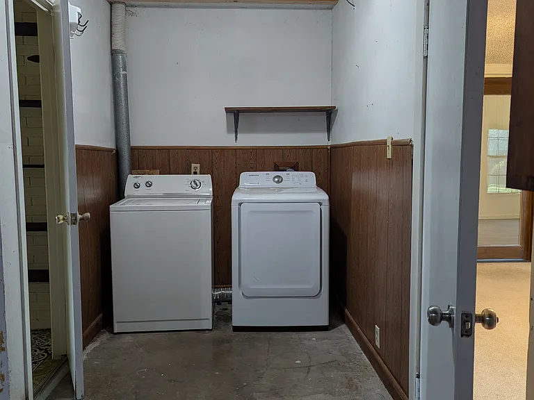 2311 Lange St — Photo 31