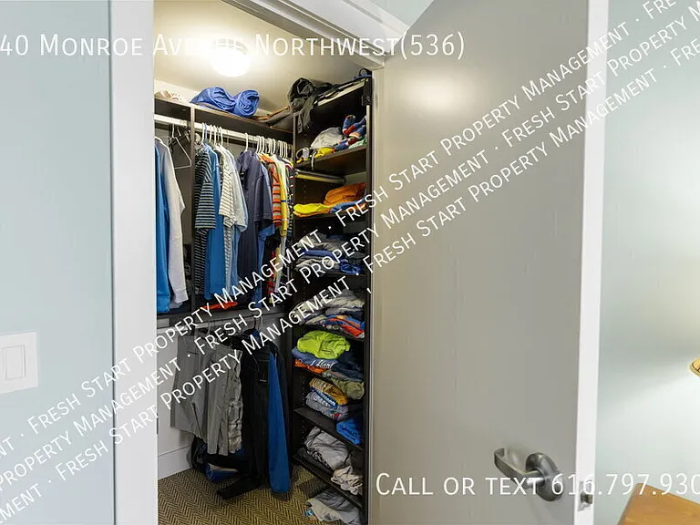 940 Monroe Ave NW #536 — Photo 13