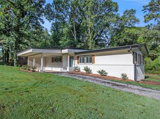 1069 Longshore Dr, Decatur, GA 30032