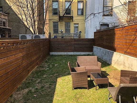 4th image of 159 Tompkins Ave #2BB