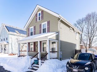 76 Business St, Hyde Park, MA 02136