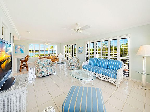 4th image of 1500 Overseas Hwy APT 204