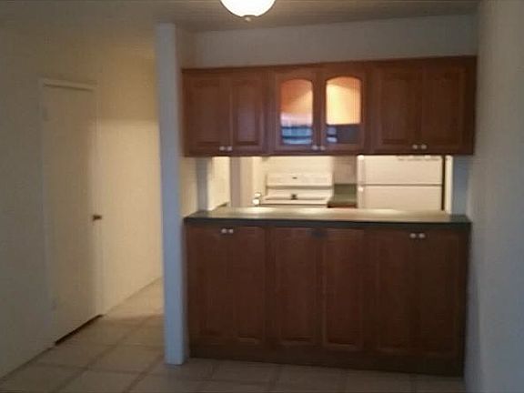 3rd image of 505 NE 30th St APT 301
