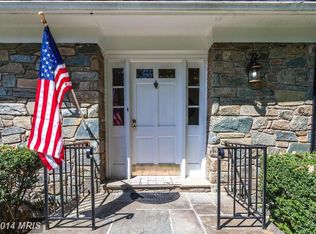 7715 Arrowood Ct, Bethesda, MD 20817