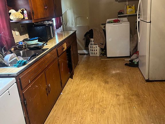 2nd image of 2423 John Smith Rd