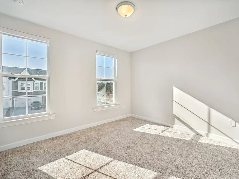 268 Pansy Park — Photo 11