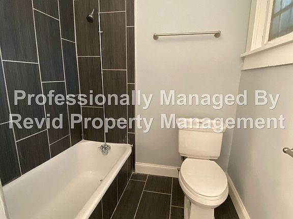 3rd image of 144 N Belvedere Blvd APT 12