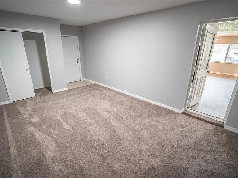 6913 Mathers Ln — Photo 18