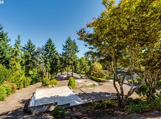 516 Spyglass Dr, Eugene, OR 97401