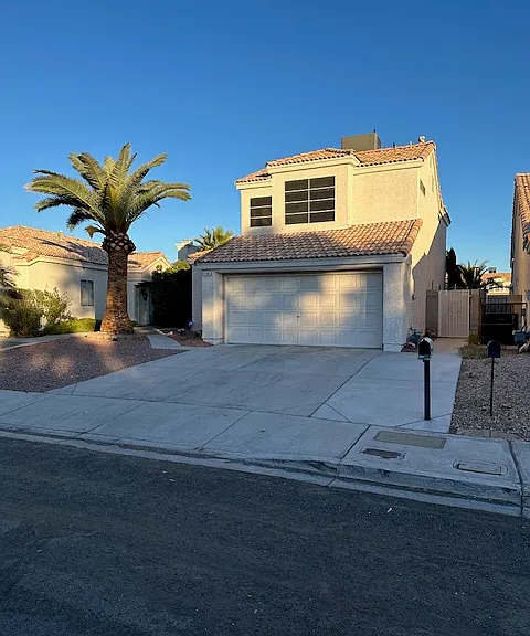 7095 Shadow Crest Dr — Photo 3