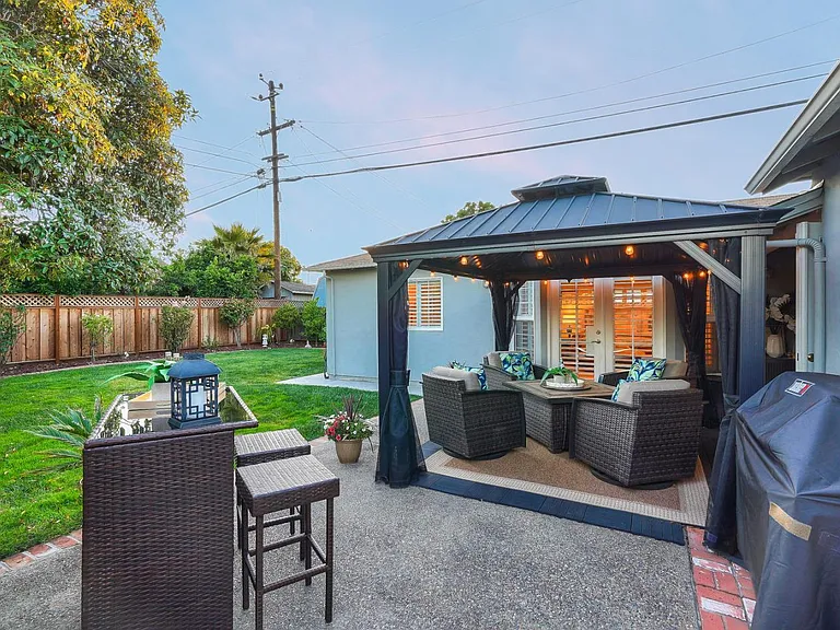 3912 Durand Dr — Photo 14
