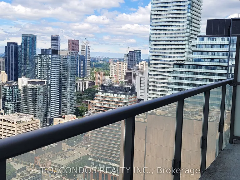 38 Grenville St #3801 — Photo 14