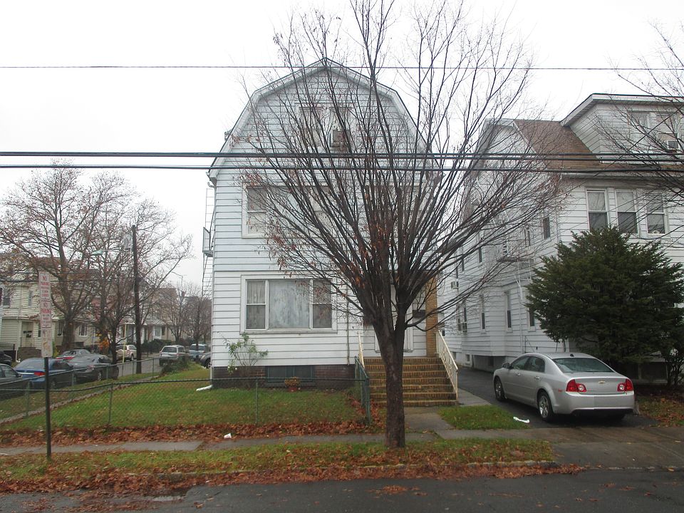 1st image of 245 Ampere Pkwy