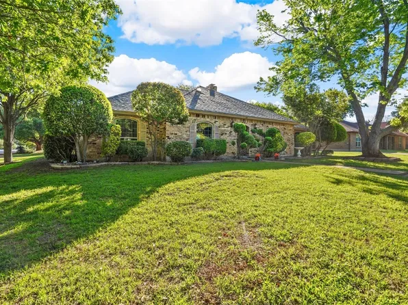 7201 Old Mill Run, Fort Worth, TX 76133