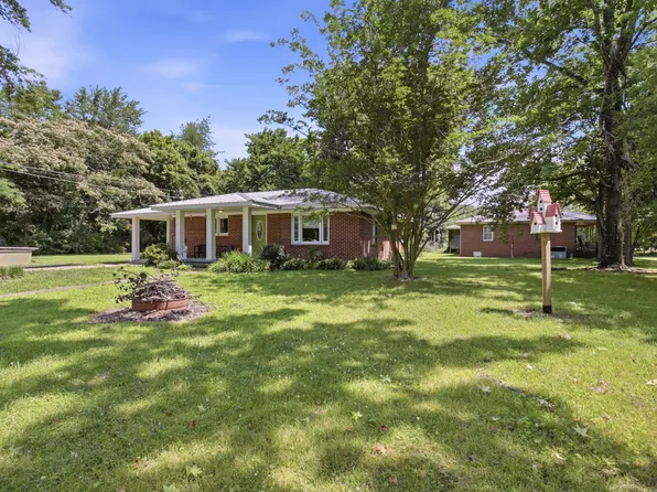 150 Toms Creek Rd, Linden, TN 37096