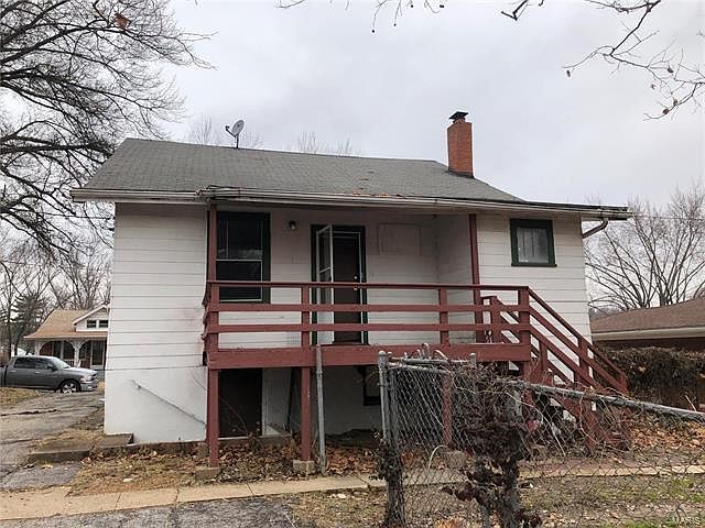 2nd image of 8842 May Ave