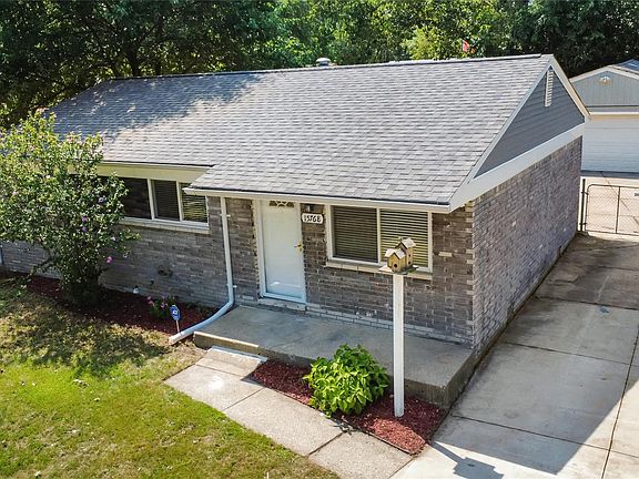 5th image of 15768 Wendy St