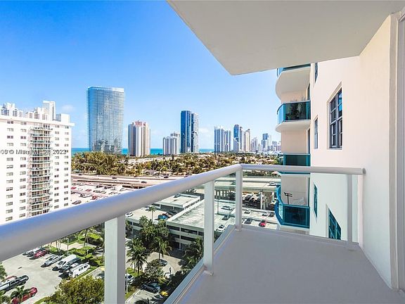 3rd image of 19390 Collins Ave APT 1412
